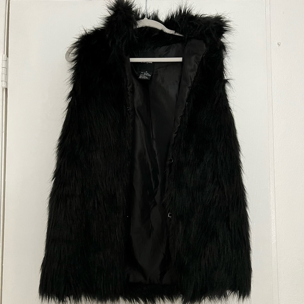 Me Jane black fur jacket